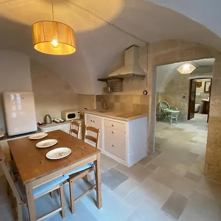 Casa Di Pietra *