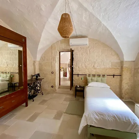 Casa Di Pietra 크리스피아노